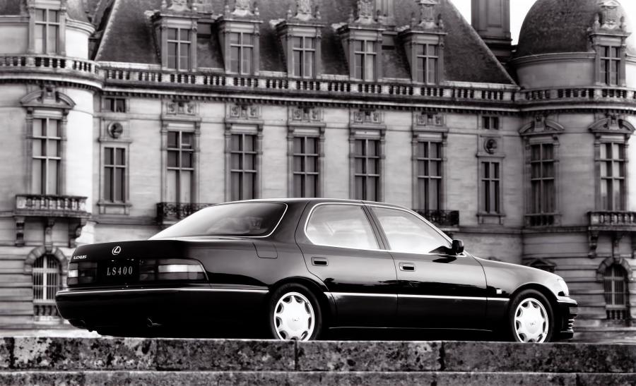  Lexus LS400 (UCF10) 1989 года  (NA) (фото 18 из 30)